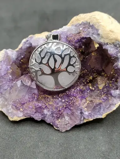 PENDENTIF EN PIERRE DE LUNE ARBRE DE VIE